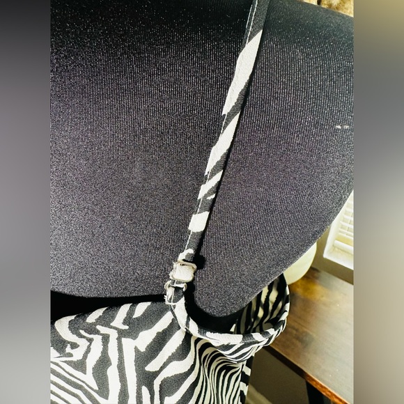 Banana Republic Zebra Slip Dress Size 10 - Picture 3 of 4